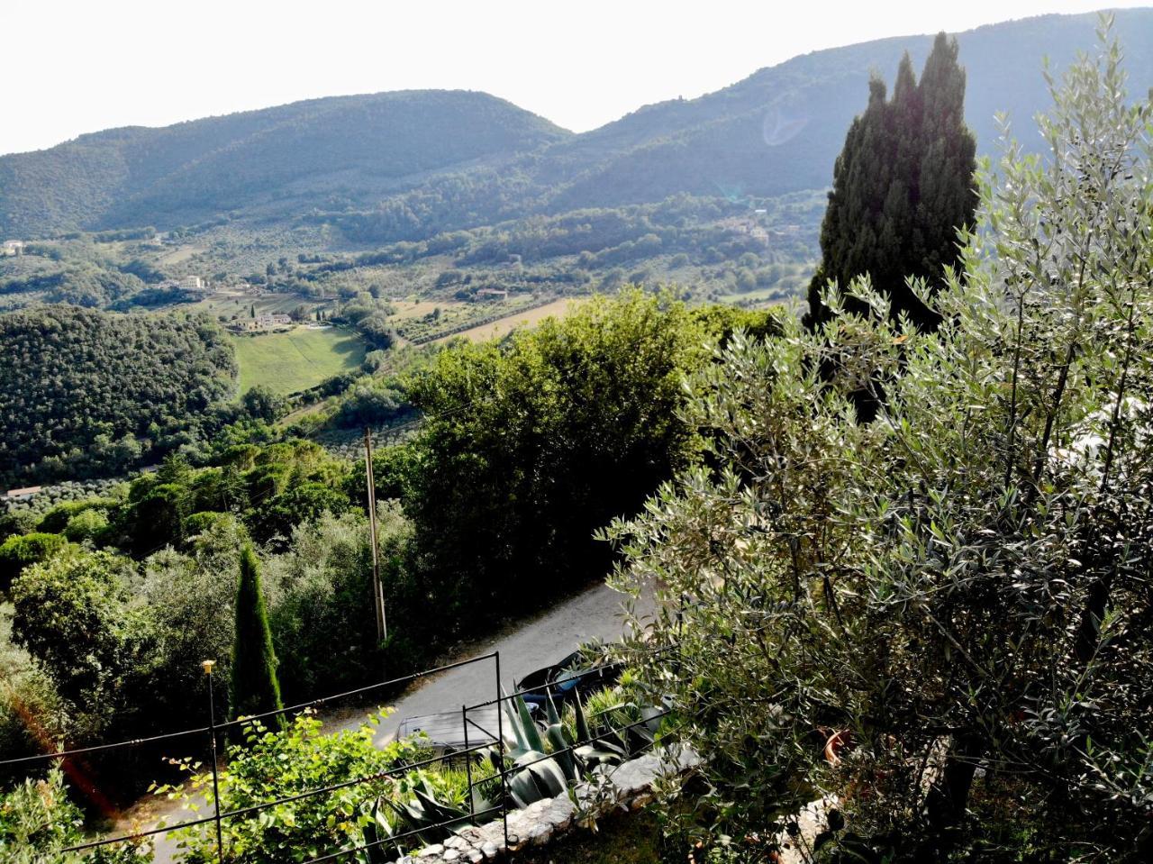 Guesthouse Runcini Ferentillo Kültér fotó